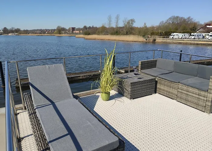 Hausboot Fjord Serina Mit Biosauna In Schleswig
